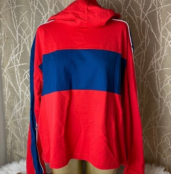 DISNEY DISNEYLAND MICKEY MOUSE WOMEN WINTER SWEATSHIRT JACKET Large - Picture 3 of 5